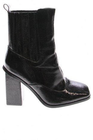 Botine de damă Pretty Little Thing, Mărime 38, Culoare Negru, Preț 107,99 Lei
