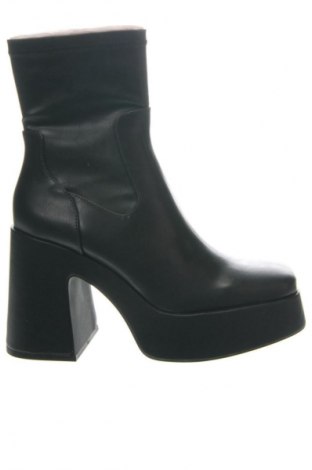 Botine de damă Pull&Bear, Mărime 40, Culoare Negru, Preț 224,95 Lei