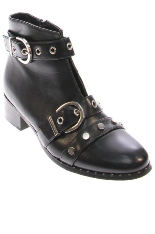 Botine de damă Seastar, Mărime 40, Culoare Negru, Preț 275,99 Lei