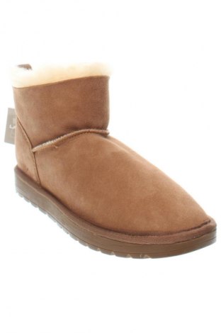 Дамски боти Tamaris, Размер 39, Цвят Кафяв, Цена 174,99 лв.