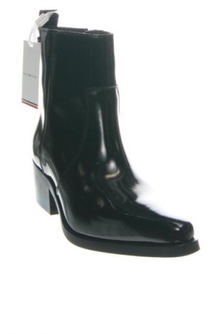 Дамски боти Tommy Hilfiger, Размер 39, Цвят Черен, Цена 58,79 €