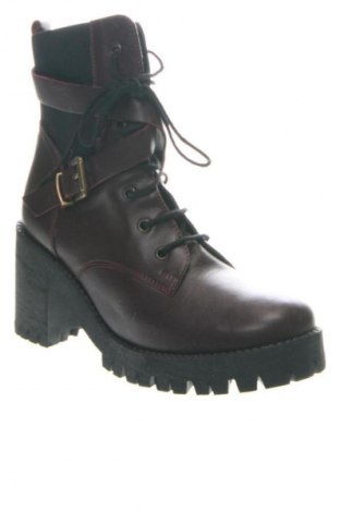 Дамски боти Unbranded, Размер 38, Цвят Червен, Цена 101,08 лв.