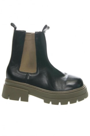 Дамски боти Unbranded, Размер 41, Цвят Многоцветен, Цена 94,99 лв.