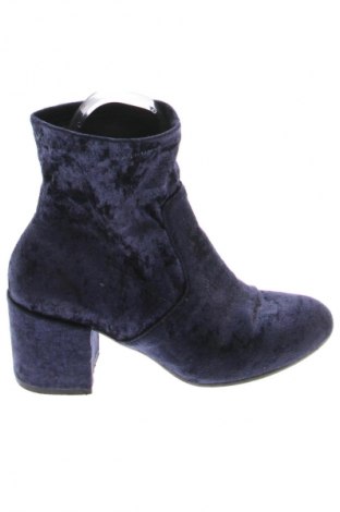 Botine de damă Unbranded, Mărime 38, Culoare Albastru, Preț 165,79 Lei