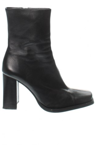 Botine de damă Zara, Mărime 39, Culoare Negru, Preț 153,97 Lei