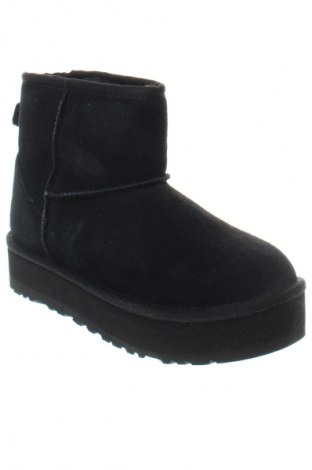 Dámské boty  UGG Australia, Velikost 38, Barva Černá, Cena  3 699,00 Kč