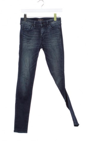 Γυναικείο Τζίν Abercrombie & Fitch, Μέγεθος XS, Χρώμα Μπλέ, Τιμή 14,99 €
