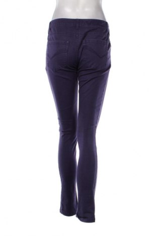 Dámské džíny  Apanage, Velikost M, Barva Fialová, Cena  289,00 Kč