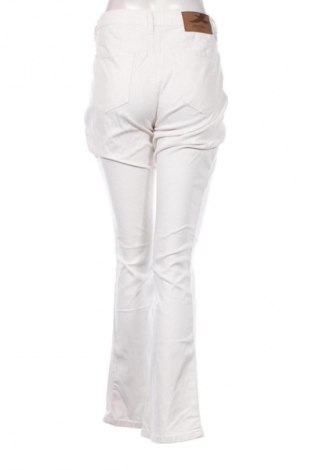 Dámske džínsy  Arizona, Veľkosť L, Farba Biela, Cena  27,95 €