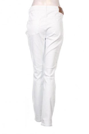 Dámske džínsy  Arizona, Veľkosť XL, Farba Biela, Cena  27,95 €