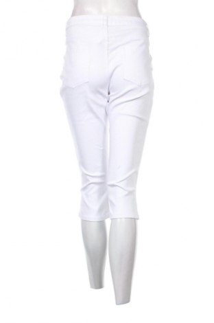 Дамски дънки Arizona, Размер L, Цвят Бял, Цена 46,99 лв.