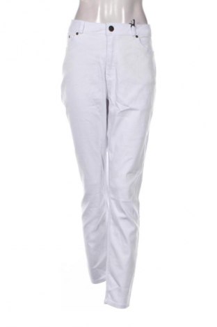 Дамски дънки Arizona, Размер XL, Цвят Бял, Цена 37,99 лв.
