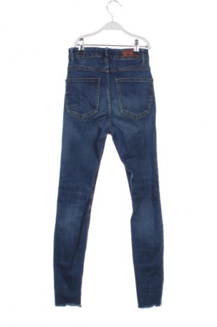 Дамски дънки Bershka, Размер XXS, Цвят Син, Цена 29,00 лв.