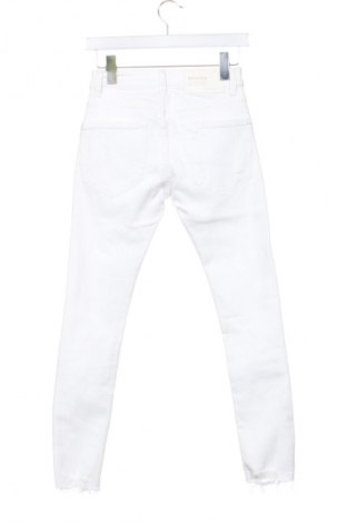 Damen Jeans Bershka, Größe XS, Farbe Weiß, Preis € 14,77