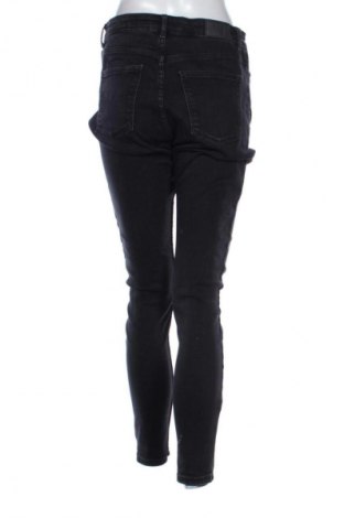 Dámske džínsy  Bershka, Veľkosť M, Farba Čierna, Cena  9,95 €