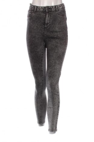 Női farmernadrág Cropp, Méret M, Szín Fekete, Ár 5 919 Ft