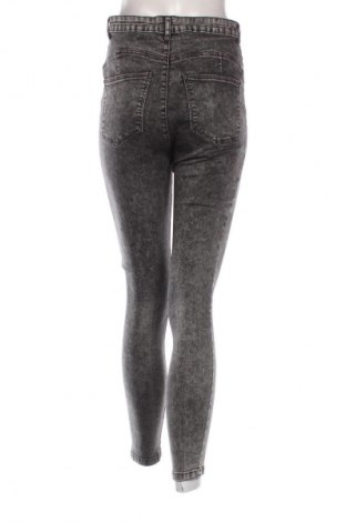 Női farmernadrág Cropp, Méret M, Szín Fekete, Ár 5 919 Ft