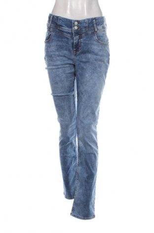 Дамски дънки Cross Jeans, Размер L, Цвят Син, Цена 37,99 лв.