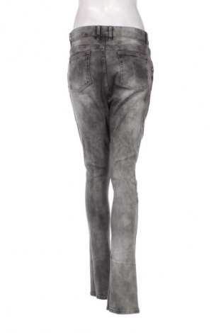 Γυναικείο Τζίν Esmara, Μέγεθος M, Χρώμα Γκρί, Τιμή 14,91 €