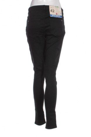 Дамски дънки Esmara, Размер L, Цвят Черен, Цена 30,99 лв.