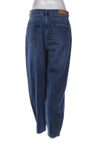 Damskie jeansy Everbelle, Rozmiar M, Kolor Niebieski, Cena 66,39 zł