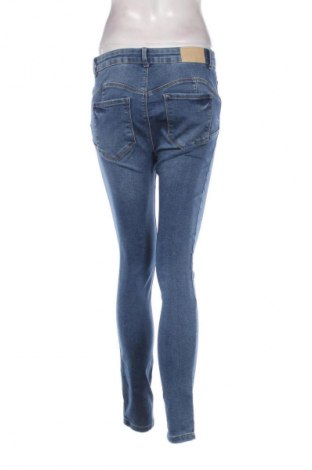 Damskie jeansy Fb Sister, Rozmiar M, Kolor Niebieski, Cena 43,99 zł