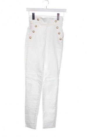 Női farmernadrág Guess, Méret XS, Szín Fehér, Ár 28 239 Ft