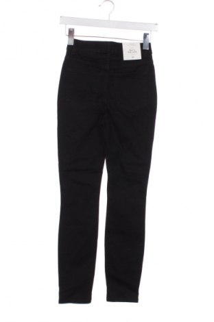 Damskie jeansy H&M, Rozmiar XXS, Kolor Czarny, Cena 98,99 zł