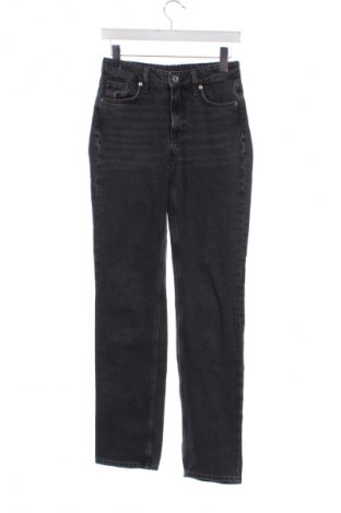 Дамски дънки H&M, Размер XS, Цвят Сив, Цена 29,00 лв.