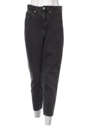 Дамски дънки H&M, Размер S, Цвят Сив, Цена 29,00 лв.