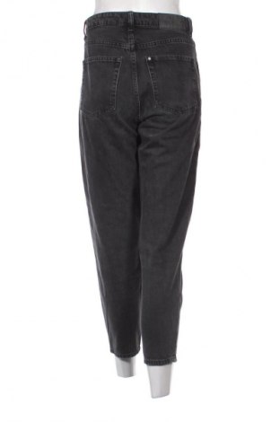 Дамски дънки H&M, Размер S, Цвят Сив, Цена 29,00 лв.