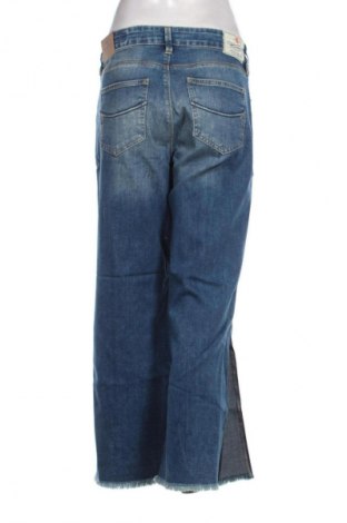 Дамски дънки Herrlicher, Размер XL, Цвят Син, Цена 174,99 лв.