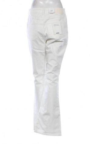 Damskie jeansy JJXX, Rozmiar XL, Kolor Biały, Cena 213,79 zł