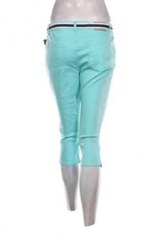 Дамски дънки Kangaroos, Размер S, Цвят Зелен, Цена 93,99 лв.