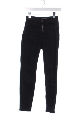 Дамски дънки LC Waikiki, Размер XS, Цвят Черен, Цена 31,99 лв.