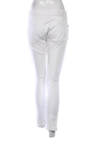 Дамски дънки LCW, Размер L, Цвят Бял, Цена 19,99 лв.