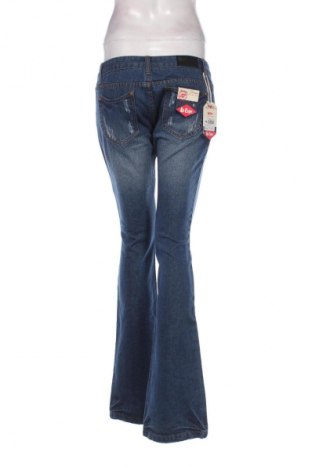 Дамски дънки Lee Cooper, Размер M, Цвят Син, Цена 41,06 лв.