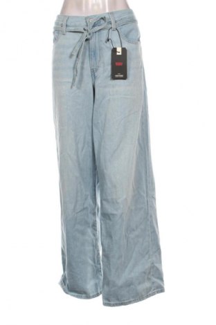 Дамски дънки Levi's, Размер L, Цвят Син, Цена 174,99 лв.