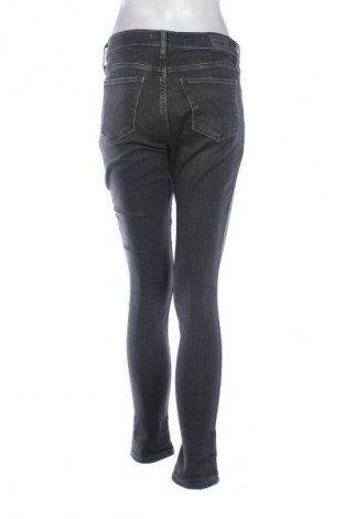 Női farmernadrág Levi's, Méret M, Szín Fekete, Ár 35 299 Ft