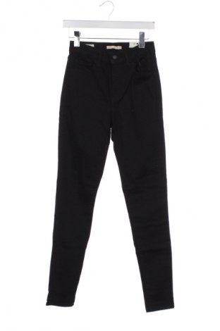 Дамски дънки Levi's, Размер S, Цвят Черен, Цена 174,99 лв.