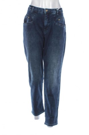 Дамски дънки Mac, Размер L, Цвят Син, Цена 142,99 лв.