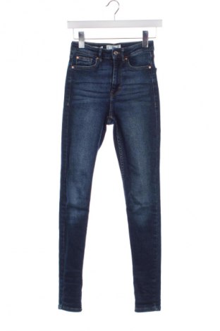 Dámské džíny  Mango, Velikost XXS, Barva Modrá, Cena  797,00 Kč