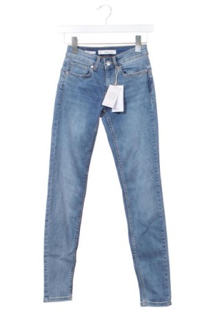Damskie jeansy Mango, Rozmiar XXS, Kolor Niebieski, Cena 104,99 zł