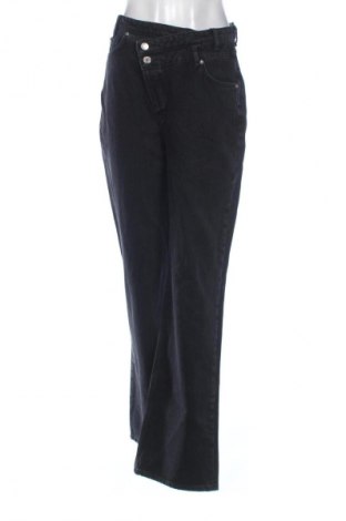 Дамски дънки Mango, Размер M, Цвят Черен, Цена 77,99 лв.