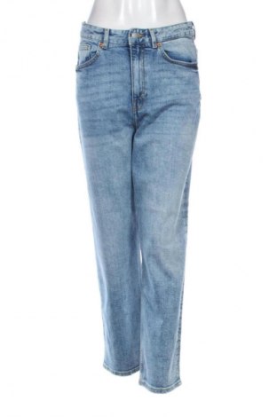 Дамски дънки Monki, Размер M, Цвят Син, Цена 55,99 лв.