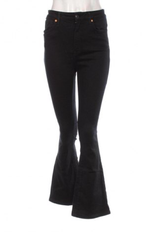 Дамски дънки Never Denim, Размер M, Цвят Черен, Цена 41,00 лв.