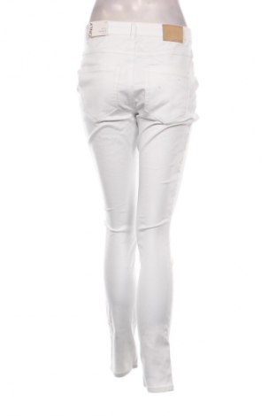 Dámske džínsy  ONLY, Veľkosť L, Farba Biela, Cena  46,95 €