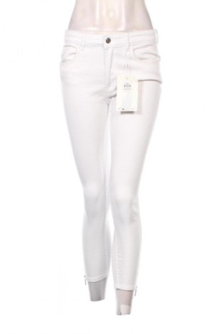 Damen Jeans ONLY, Größe L, Farbe Weiß, Preis 51,99 €