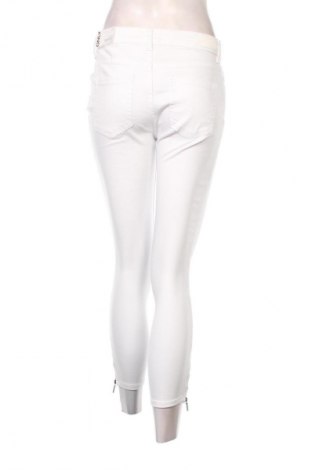 Damen Jeans ONLY, Größe L, Farbe Weiß, Preis 51,99 €