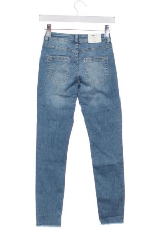 Дамски дънки ONLY, Размер XS, Цвят Син, Цена 77,99 лв.